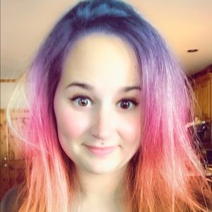 Meet your Posher, Britni